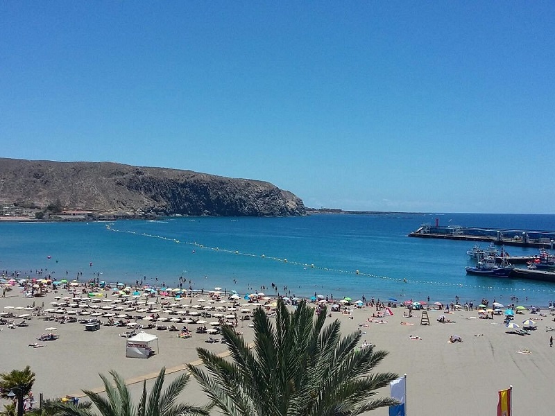Playa Los Cristianos w Los Cristianos - Wycieczki po Teneryfie po polsku