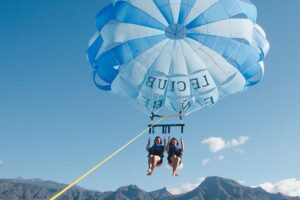 Parasailing Teneryfa lot spadochronem 5 Lot na spadochronie za lodzia 1 - Wycieczki po Teneryfie po polsku