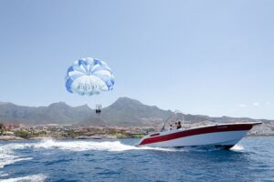 Parasailing Teneryfa lot spadochronem 2 Parasailing Teneryfa